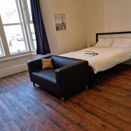 Waterlooguesthouse Hanley Екстериор снимка